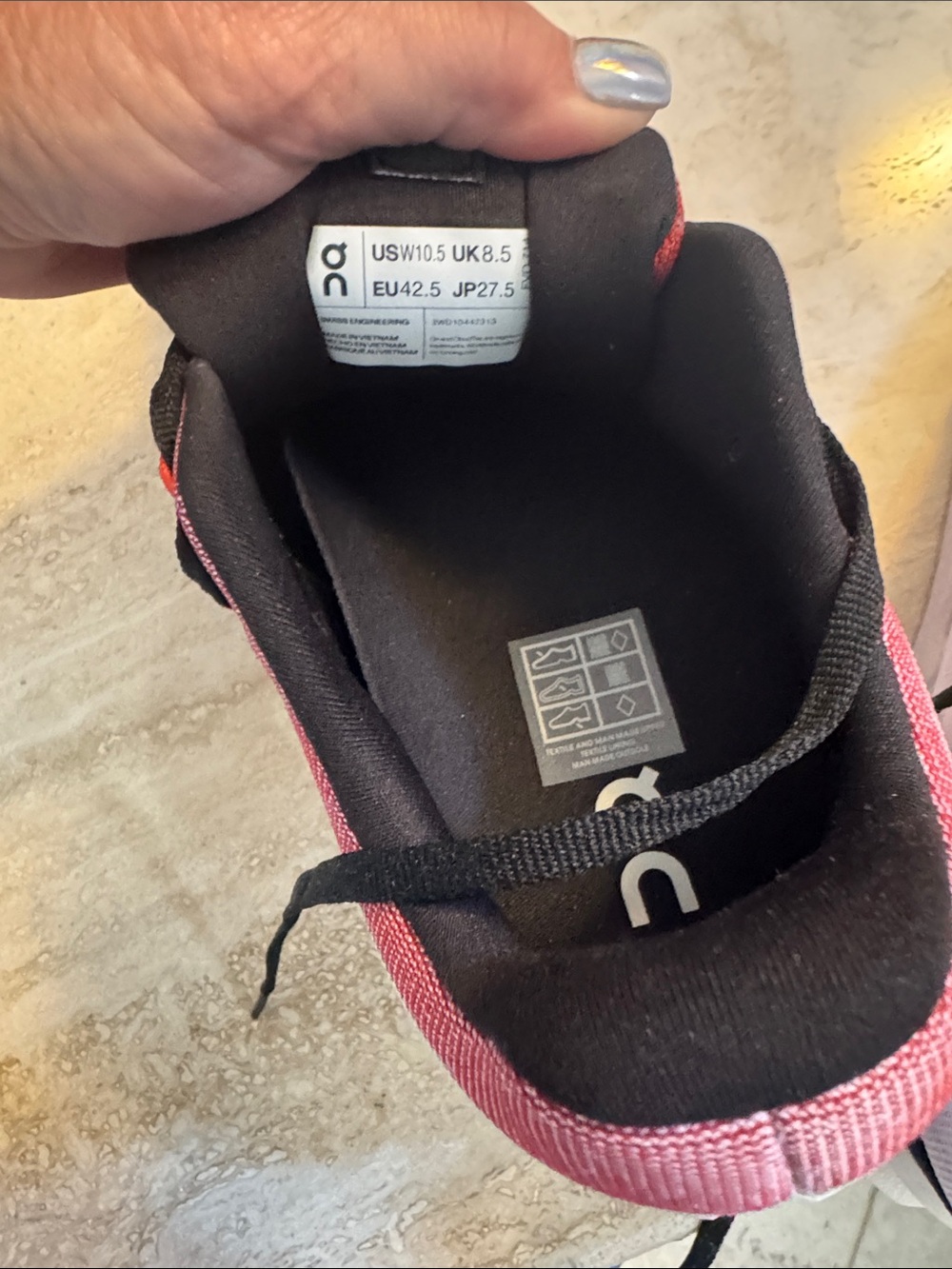 On Running Women's Rose Pink Mesh Running Sneakers - Picture 5 of 6